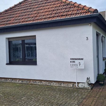 Ferienwohnung W.Esel Везел Екстериор снимка